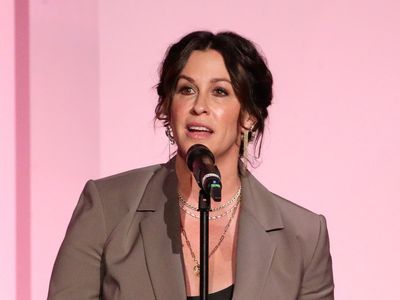 Alanis Morissette says she dropped out of Rock Hall of Fame ceremony due to sexist environment