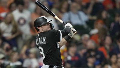 AJ Pollock declines option with White Sox