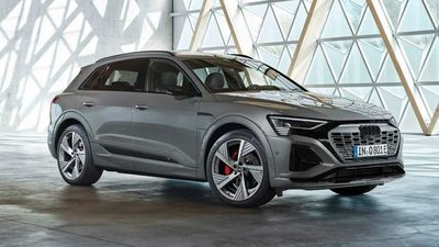 Audi Q8 E-Tron Debuts As Brand's Flagship EV SUV Making Up To 496 HP