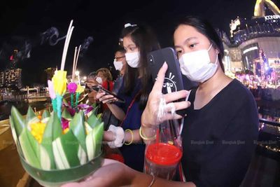 More krathong floated in Bangkok than last year