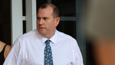 Former Labor staffer Kent Rowe handed partially-suspended sentence over sexual assaults against family member