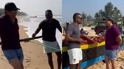 WATCH: When Sachin Tendulkar helped 'Pele' with 'catch' on Goa beach