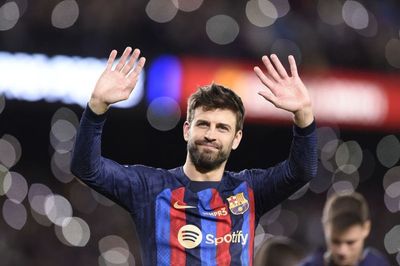 Gerard Pique sent off in final Barcelona match despite not coming off the bench