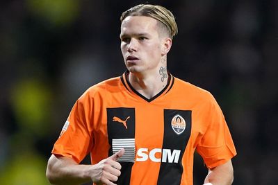 Transfer rumours: Arsenal hold talks over £45m Shakhtar winger Mykhaylo Mudryk as Chelsea chase Endrick