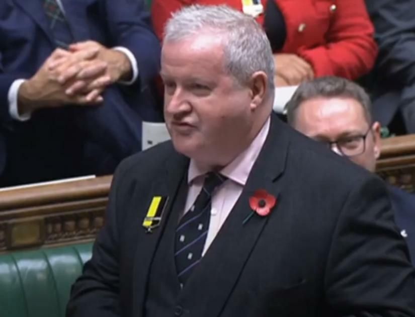 pmqs-why-are-mps-wearing-black-and-yellow-badges