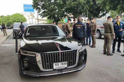 Chinese man arrested with fake Thai ID, embassy limo and military uniform