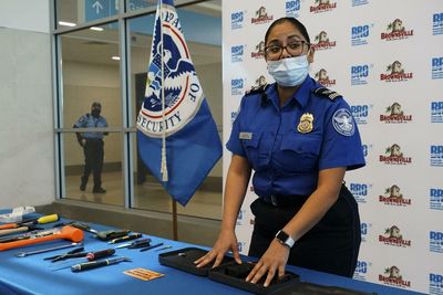 Florida man allegedly hides gun inside raw chicken to foil airport security