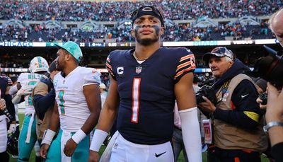 Bears QB Justin Fields named NFC Offensive Player of the Week