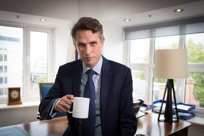 Strip Williamson of knighthood if complaints upheld, urge Lib Dems