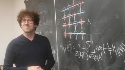 Mathematician Hugo Duminil-Copin crowns great year for French science