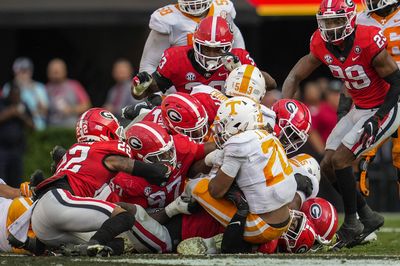 Georgia-Tennessee draws most viewers of any 2022 CFB game