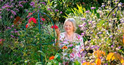 Former British Airways cabin crew worker from Lochwinnoch wins Dobbies national gardening award