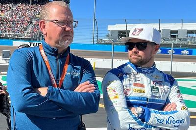 Mike Kelley named new Cup crew chief for Ricky Stenhouse Jr.