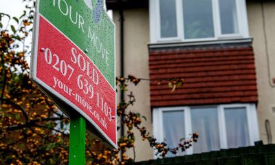 UK house prices stall as mortgage rate rise fuels caution