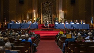 11 Chicago mayoral candidates attend forum at Temple Sholom