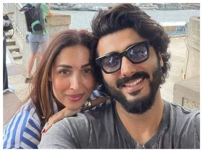 Malaika Arora says ‘I said yes’; sparks engagement rumours with beau Arjun Kapoor – See photo