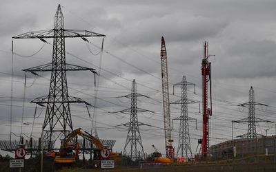 Energy firm to reward customers for rationing power during peak times