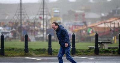 Met Office issue Glasgow yellow weather warning as winds to reach 65mph in Scotland
