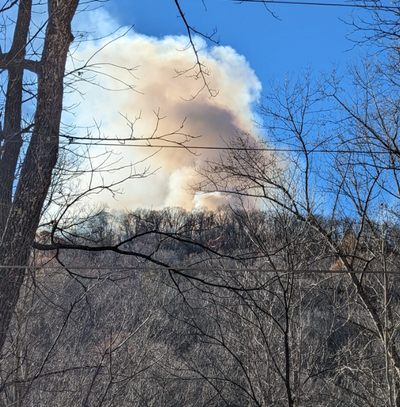 Rain in the forecast expected to help slow wildfires in eastern Kentucky
