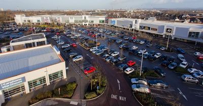 Man dies after crashing car into wall in Coliseum near Cheshire Oaks