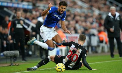 Everton’s Dominic Calvert-Lewin to visit specialist over shoulder injury