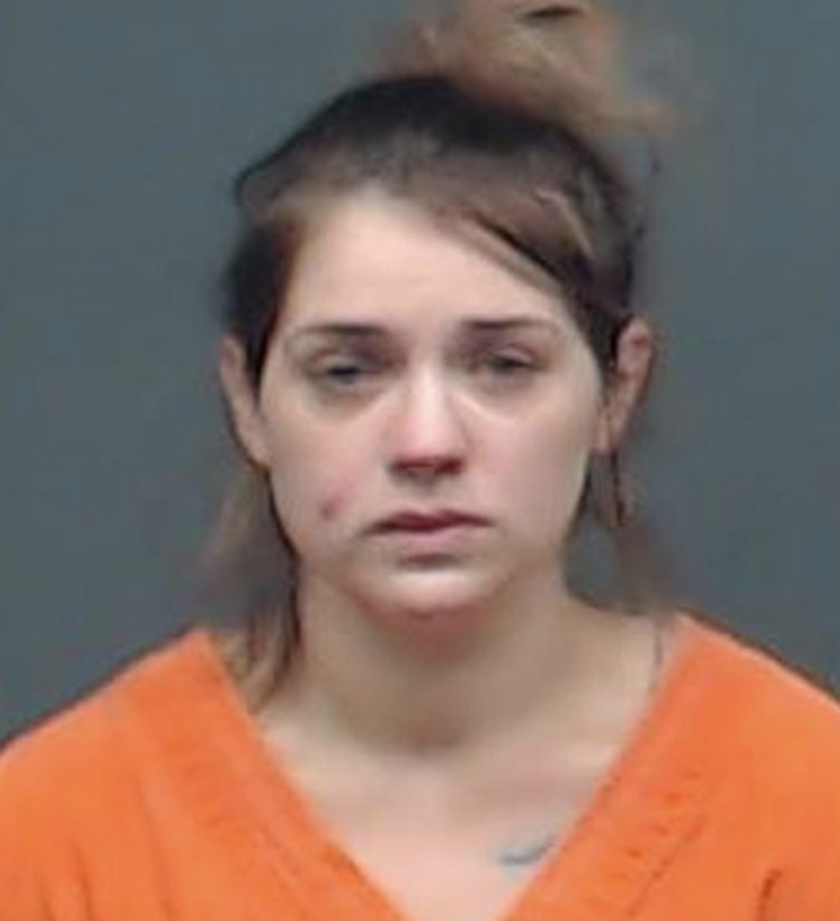 Texas woman sentenced to death for stabbing friend 100…