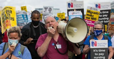 Nurses ask public to 'please bear with us' as they strike in moving open letter
