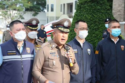 Police search Chinese suspect's mansion, seize contraband liquor