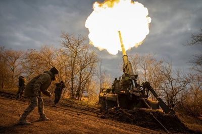 Wounded Russian soldiers ‘abandoned by fleeing comrades’ as Putin’s forces withdraw from Kherson OLD
