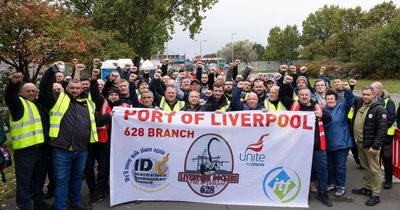 Liverpool dockers accept pay rise deal after two months of strikes