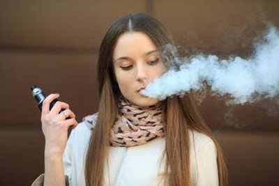 London girls four times more likely to say they’re vapers than boys