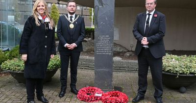 Poppy wreaths laid to mark Armistice Day 2022