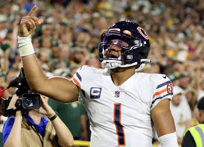 Justin Fields is the Bears’ first-ever game-changing star QB, and I can’t believe it