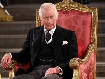King Charles to pay tribute to late Queen Elizabeth II with Remembrance Day wreath