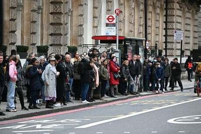 Christmas bus strikes: How to get around London in November and December