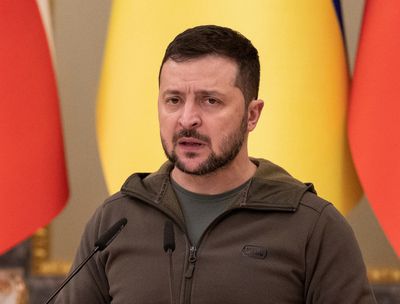 Zelenskiy: 'We are getting Kherson back', hails historic day