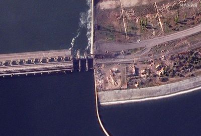 New damage to major dam near Kherson after Russian retreat -Maxar satellite