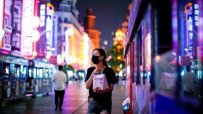 Why are women embracing the 'run philosophy' and leaving China?