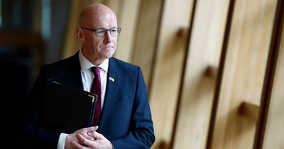 John Swinney to meet concerned parents amid Dargavel Primary capacity bungle