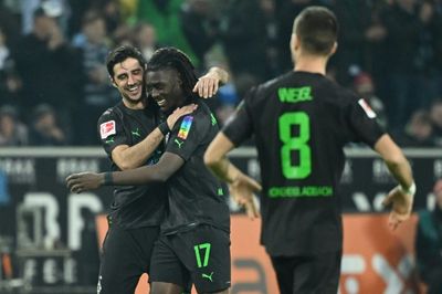 'Ultra nice' Gladbach celebrate thrashing hapless Dortmund