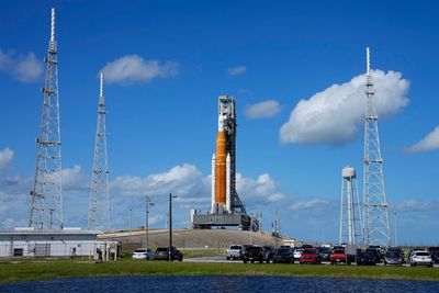 NASA: Moon rocket endured hurricane, set for 1st test flight