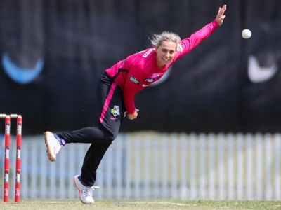 Sixers beat Stars, go top of WBBL table