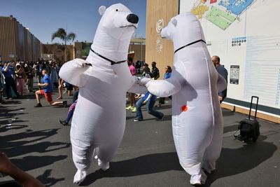 Cop27: US ‘totally supportive’ of moves to address loss and damage, says Kerry – as it happened