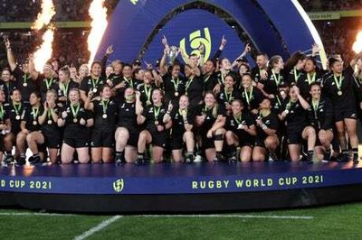 England edged by New Zealand in Women’s Rugby World Cup final as Red Roses suffer heartbreaking defeat