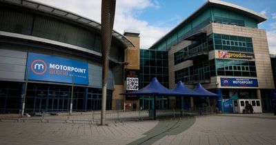 Nottingham Motorpoint Arena hour-long queues as 50,000 fans wait for Peter Kay tickets