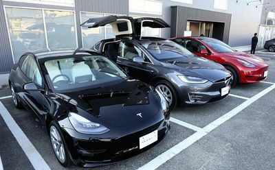 Tesla's largest Japanese outlet opens in Chiba