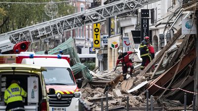 Building collapses in French city of Lille after last-minute evacuation