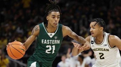 Emoni Bates Scores 30 in Eastern Michigan Debut vs. Michigan