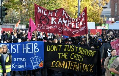 Thousands protest in Berlin over price rises