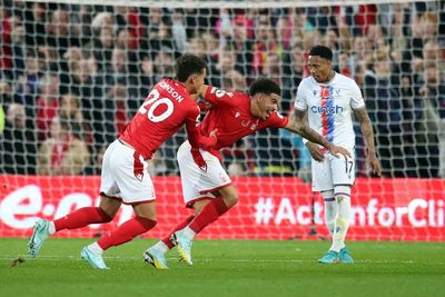 Wilf Zaha misses penalty as Nottingham Forest beat Crystal Palace to move off bottom of the table